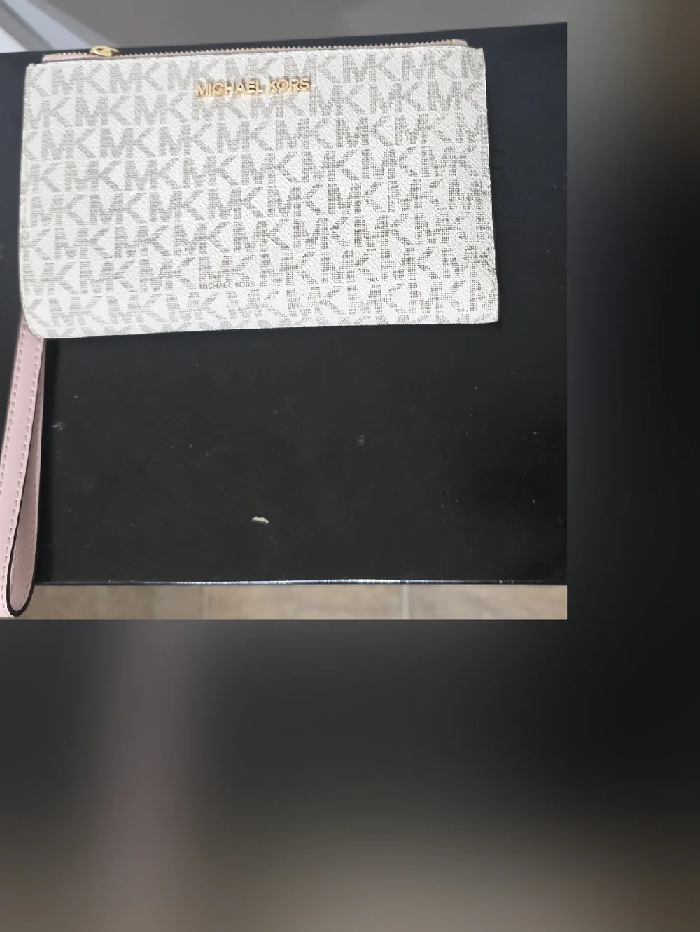 Michael Kors Cream Logo Wristlet with Light Pink Strap - Picture 1 of 4